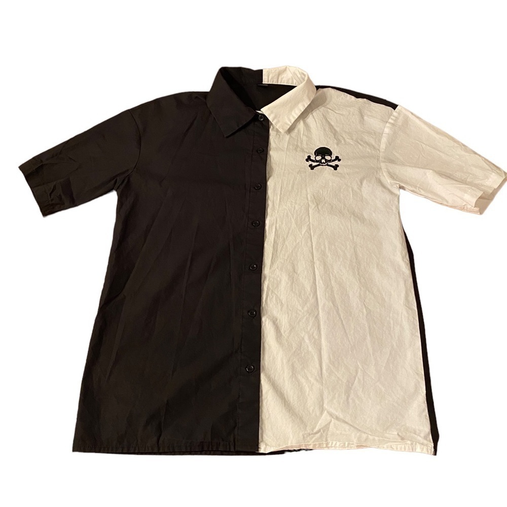 Shein Black and White Bowling Button Down Short Sleeve Shirt with Skull on Front